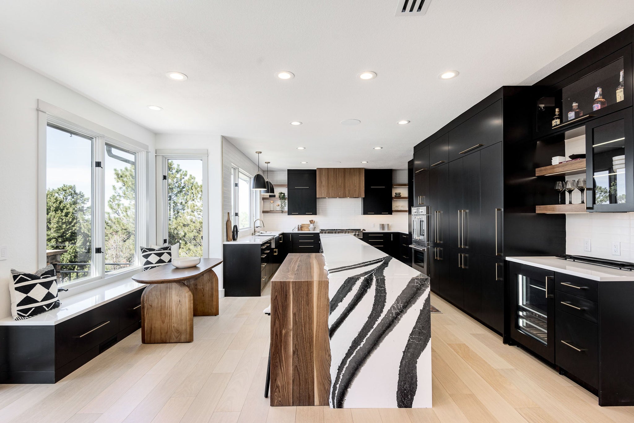 SADDLE CREEK RESIDENCE - Colorado Springs, Colorado